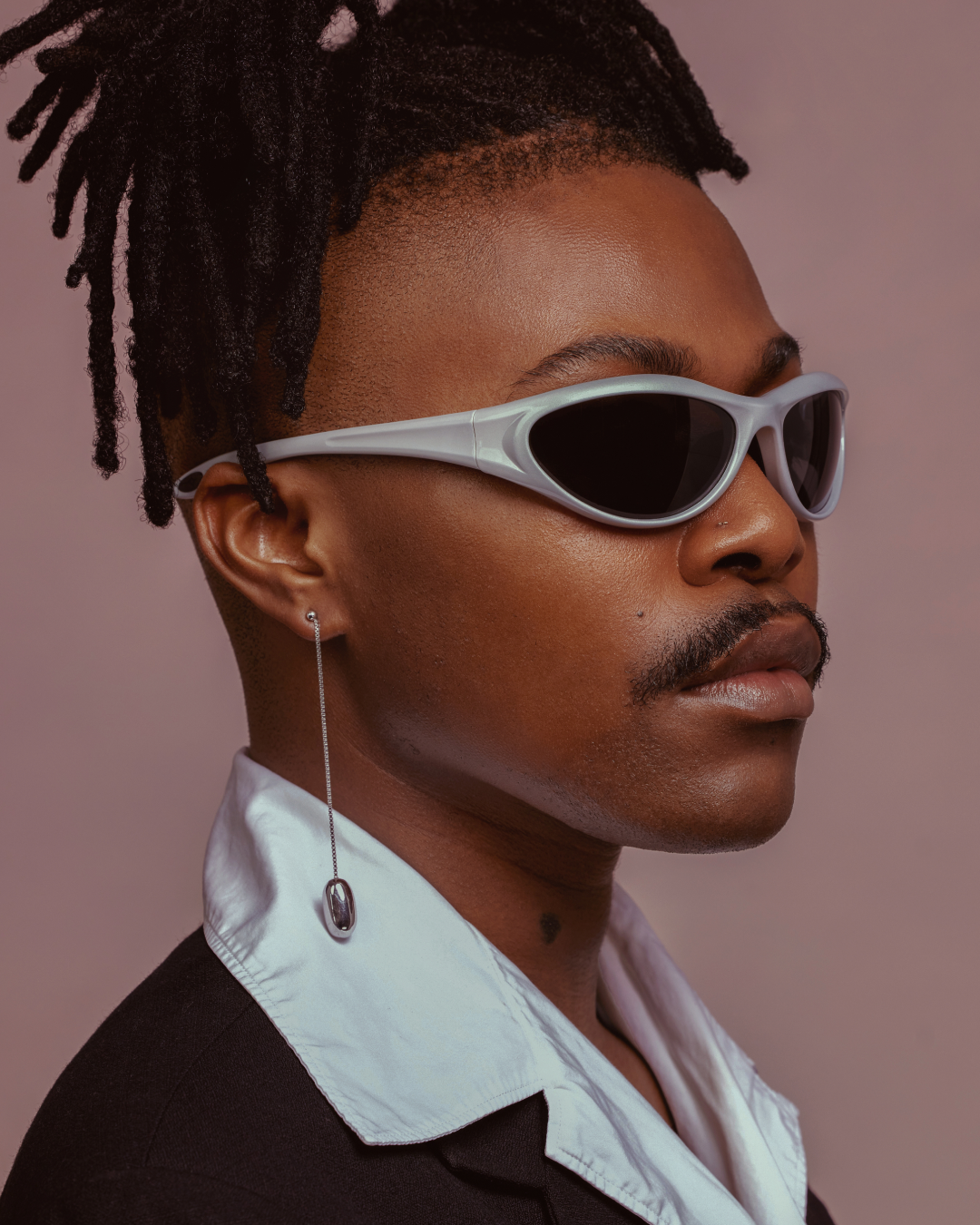 Bonnie Clyde Angel aviator opticals in silver TR90 with black lenses, styled on a model's face